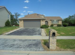 249 Churn Rd, Matteson, IL 60443