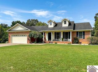 358 Maplewood Cir, Murray, KY 42071