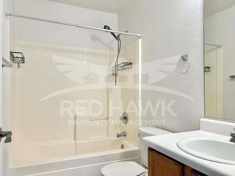 3106 S 100th Ln — Photo 9
