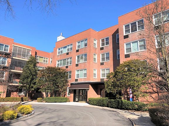 3rd image of 1299 Palmer Ave APT 303