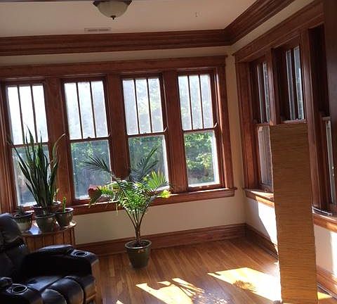 3rd image of 322 S Oak Park Ave #1