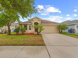 10718 Standing Stone Dr, Wimauma, FL 33598