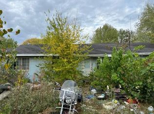 1319 E 474th Rd, Bolivar, MO 65613