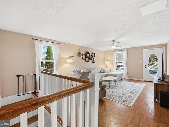 4th image of 447 Center St