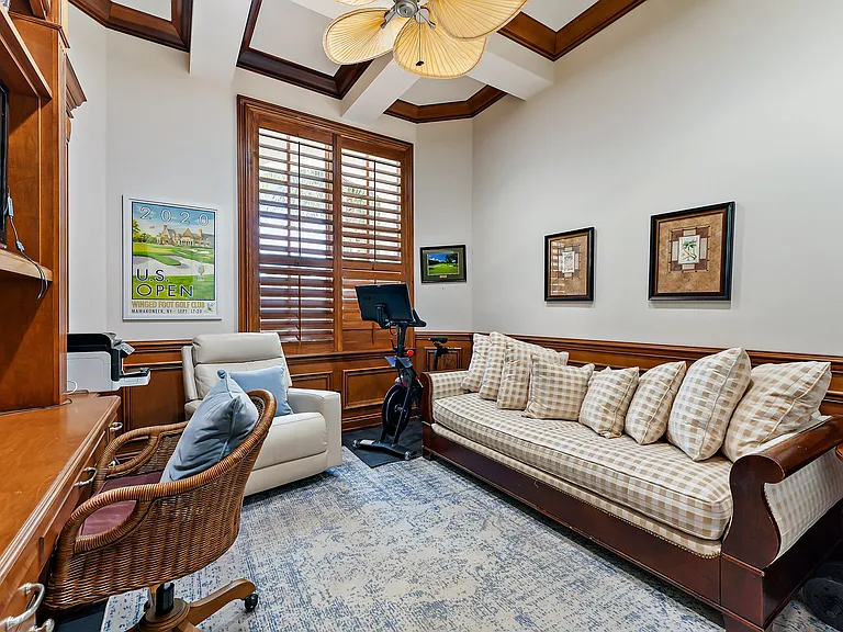 4 Tradewinds Cir — Photo 35