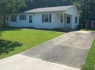 1129 Lockett Dr, Danville, VA 24541