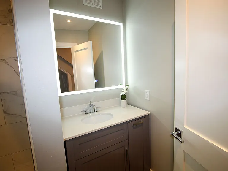 522 Stewart Ave — Photo 32