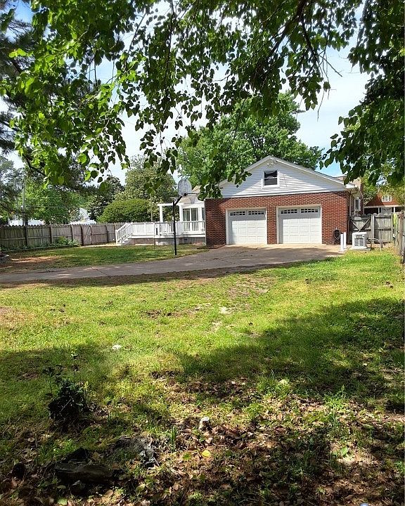 1st image of 3300 Kecoughtan Rd