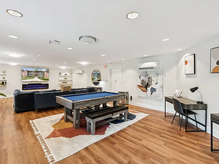 The Glen at Kensington — Photo 39