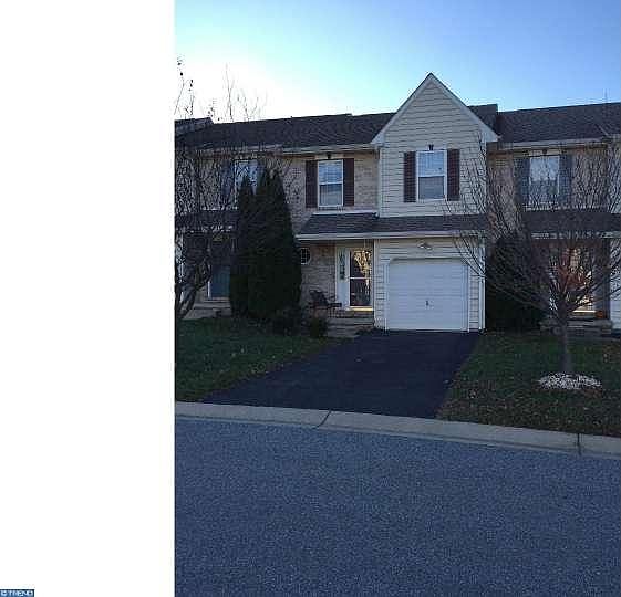1st image of 25 Brier Ave
