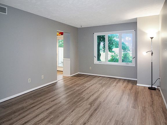 5th image of 1530 Hunt Dr APT B