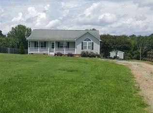 668 Slate Top Rd, Clayton, NC 27520