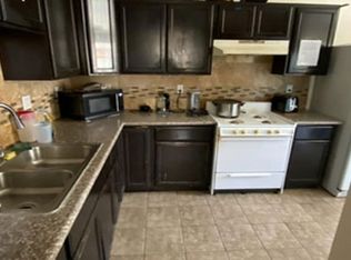 1829 W Adams Blvd, Los Angeles, CA 90018
