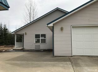 3139 McArthur Lake Rd, Naples, ID 83847