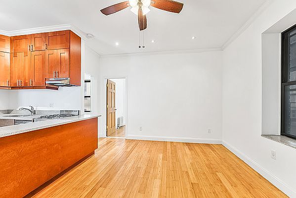 1st image of 1219 1st Ave #2F