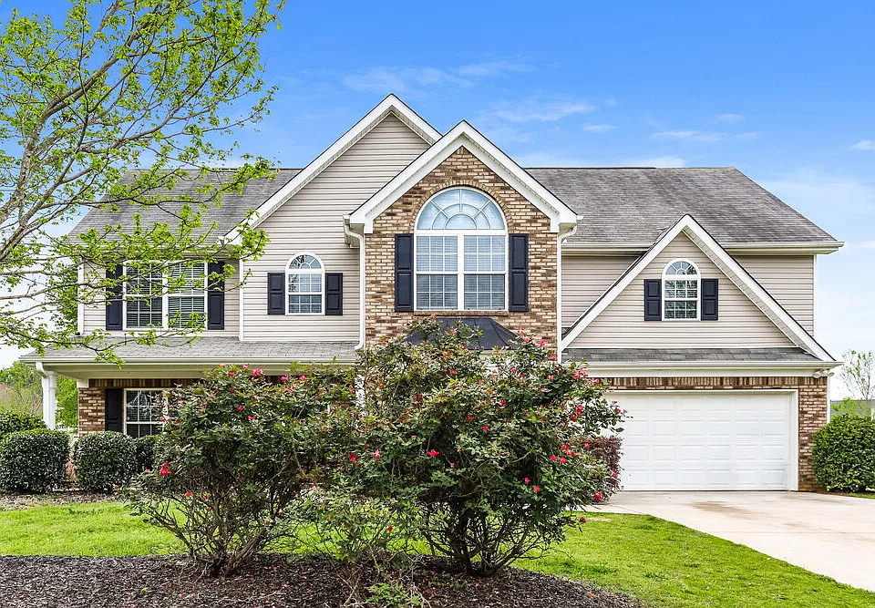5102 Redcoat Ln