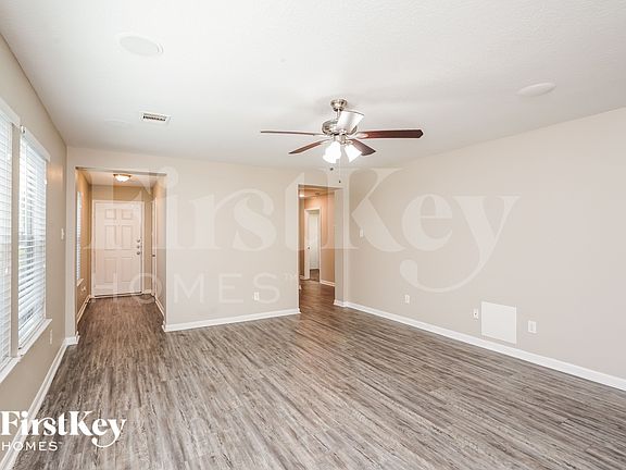 4th image of 6622 Hawthorne Falls Ln