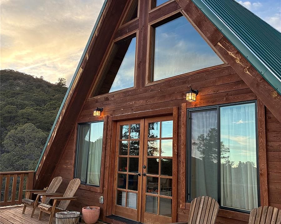 1st image of 4585 Laidlaw Road