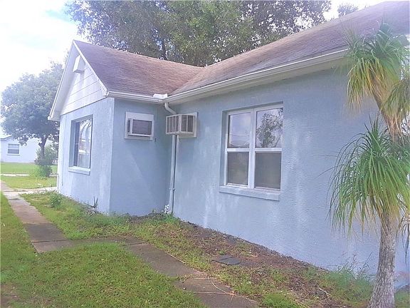 3rd image of 12 E Palmetto St