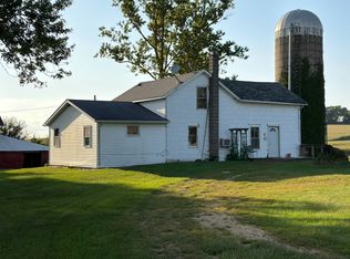 8964 W Babbs Grove Rd, Pearl City, IL 61062