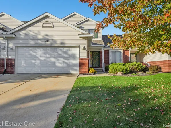 480 Hosta, Howell, MI 48843