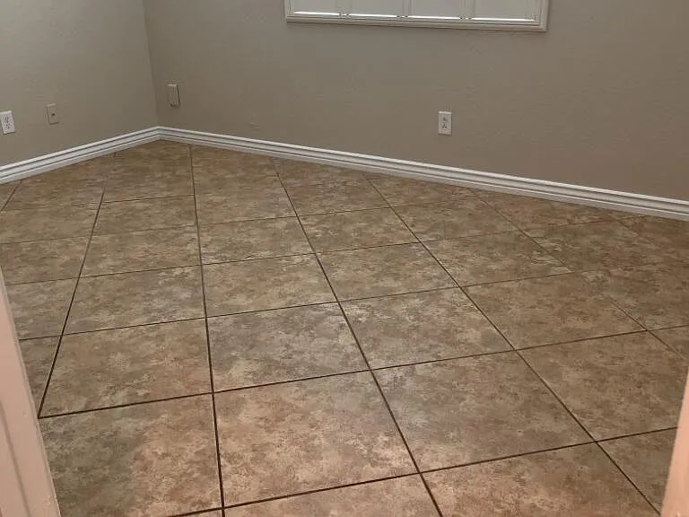 18068 W Rimrock St — Photo 16