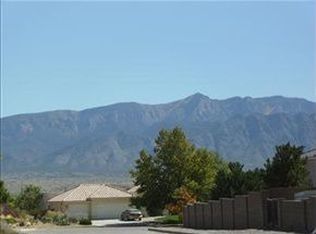2588 Sandia Loop NE, Rio Rancho, NM 87144