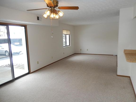 5th image of 3965 Karl Rd APT 111