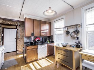 2108 N Leavitt St APT 2R, Chicago, IL 60647