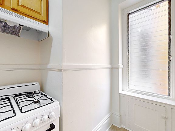 5th image of 422 Ellis St #307