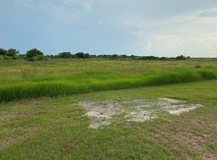 1701 W Cleveland St, Seadrift, TX 77983