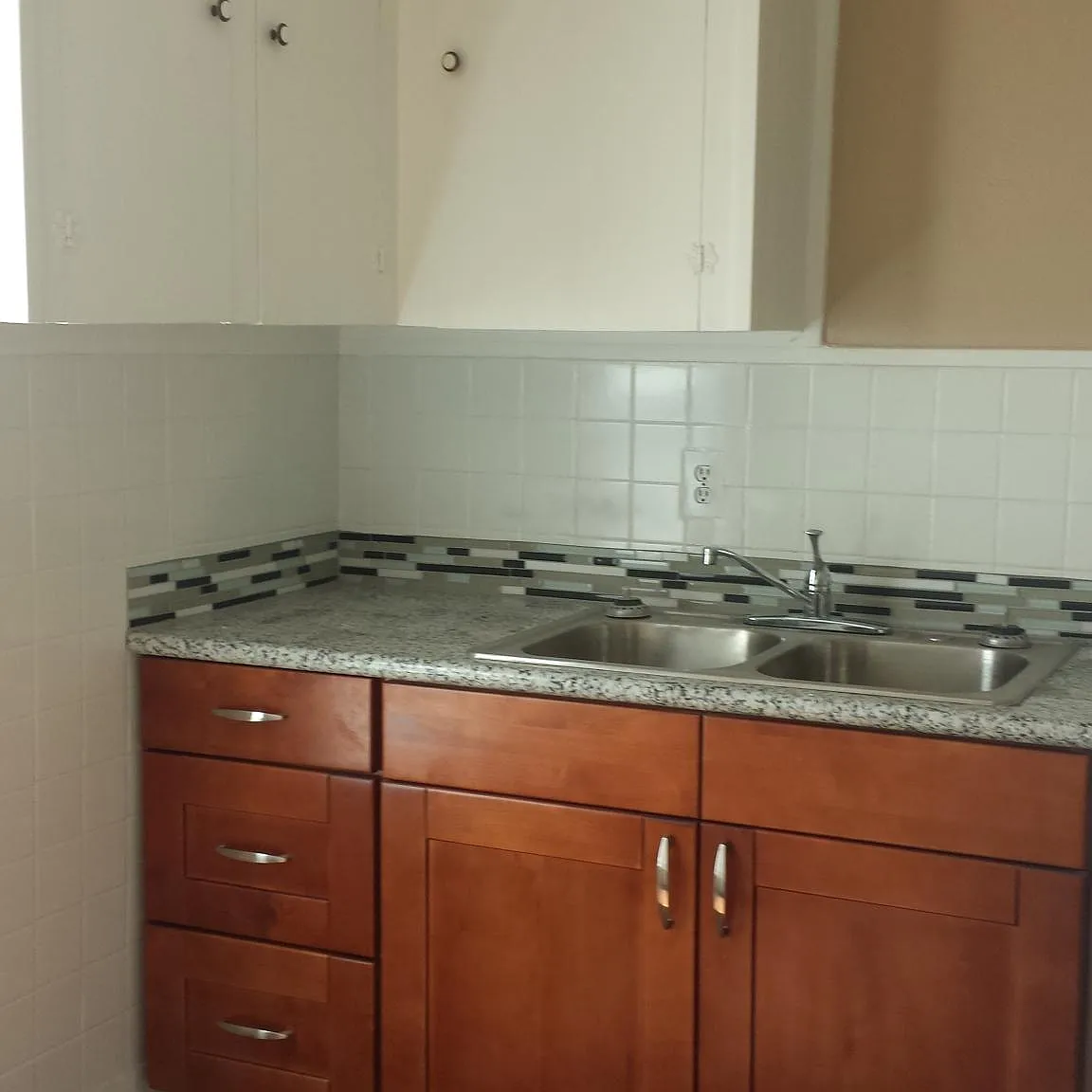 1 bed, 500 sqft, $895 — Photo 3