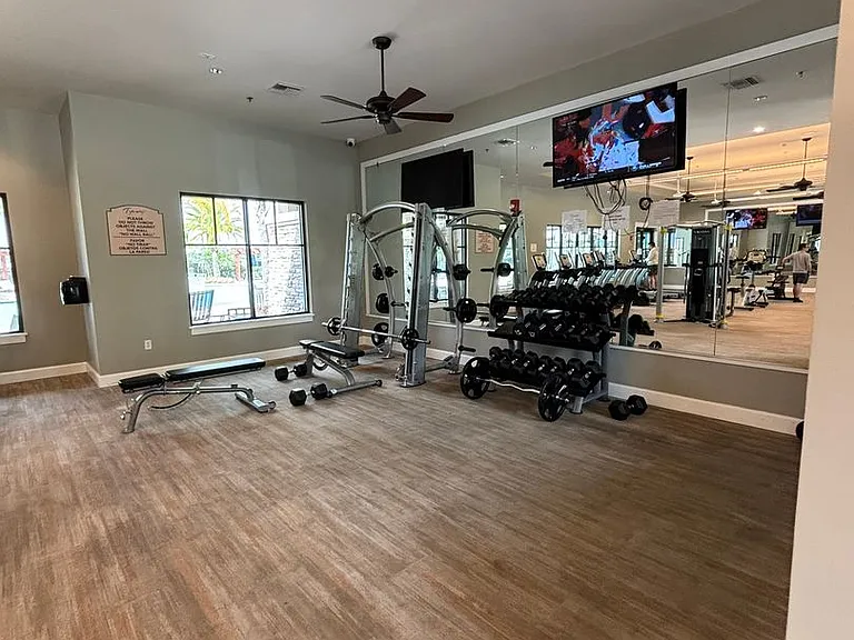 2292 Centerra Loop — Photo 12