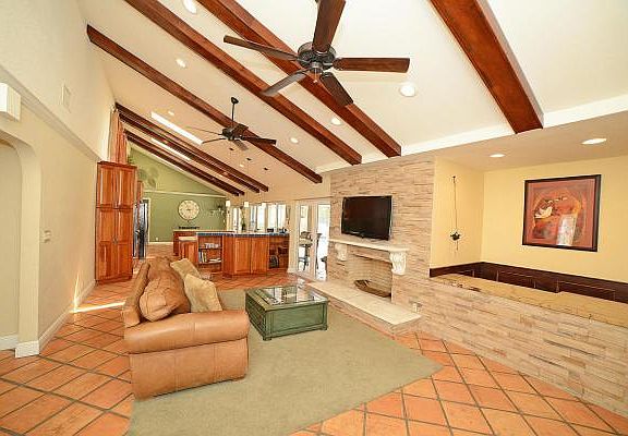 Home For Sale In Estancia