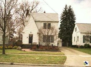 686 McKinley St, Bedford, OH 44146
