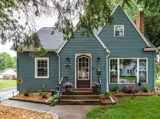 516 Juneau Ave, Mauston, WI 53948