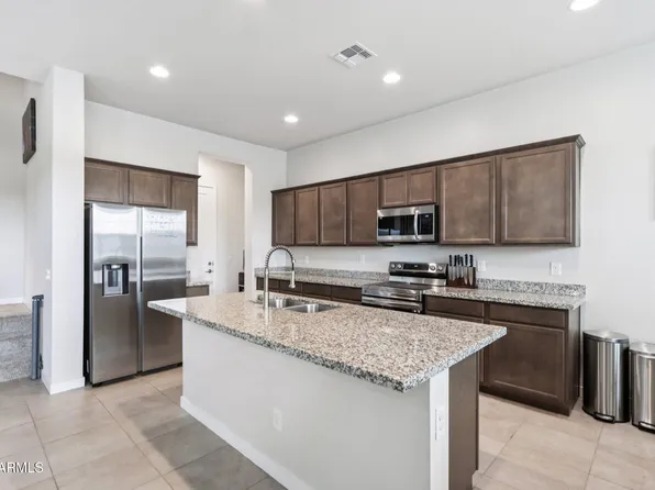 1203 E SPRUCE Drive, Chandler, AZ 85286