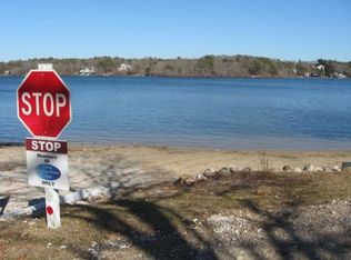 98 Valley Rd, Plymouth, MA 02360