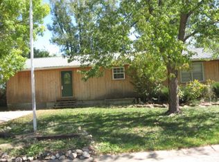 406 Village Ln, Eureka, KS 67045