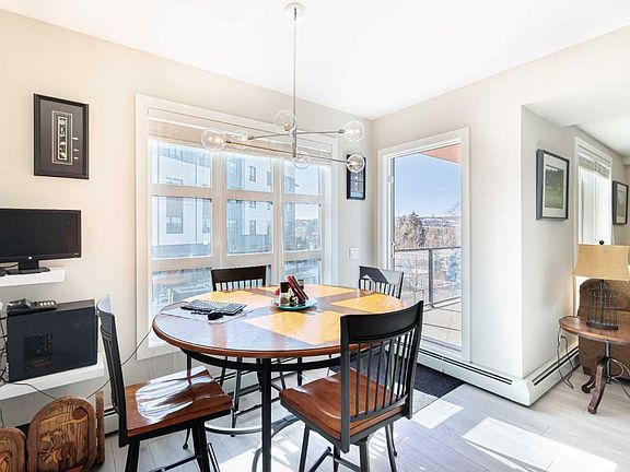 4th image of 221-383 Smith St NW #221