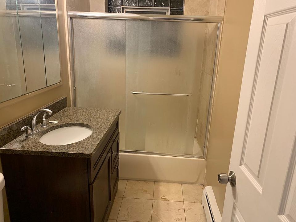 1st image of 9140 Skokie Blvd APT 303