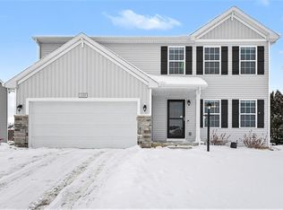 1335 Sand Hills Point, Goshen, IN 46526