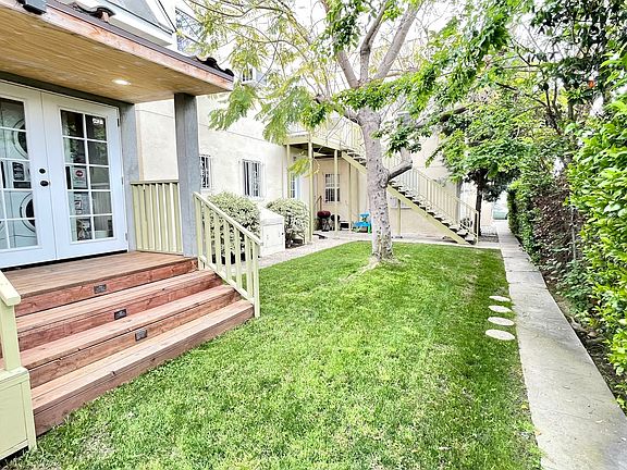 3rd image of 3619 Denker Ave