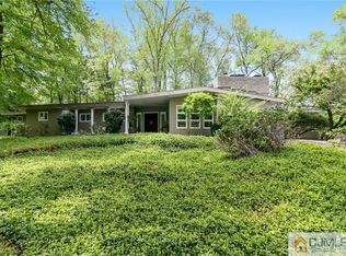 1141 Donamy Gln, Scotch Plains, NJ 07076