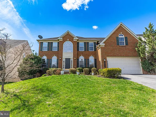 12802 Eagle Creek Dr, Beltsville, MD 20705