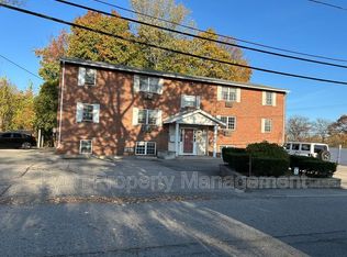 21 Pleasant St UNIT 4, Cranston, RI 02910