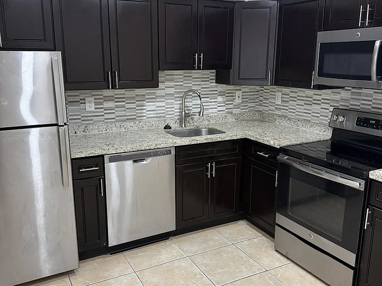 1436 Holly Heights Dr #1 — Photo 1