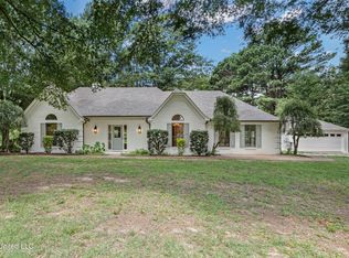5641 Alta Jean Blvd, Horn Lake, MS 38637