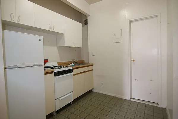 Rented by Guidance Realty Corp. | media 8