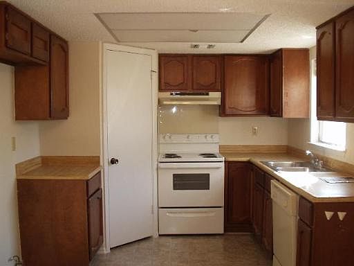 4th image of 1115 Klondike Drive